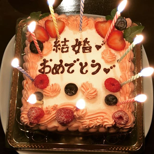 本日入籍した友よ！！！おめでとう～ 末長くお幸せに#AsobiBarSnow #Snow #群馬 #前橋 #バー #お酒 #女子会 #カラオケ #ゲーム #ダーツ