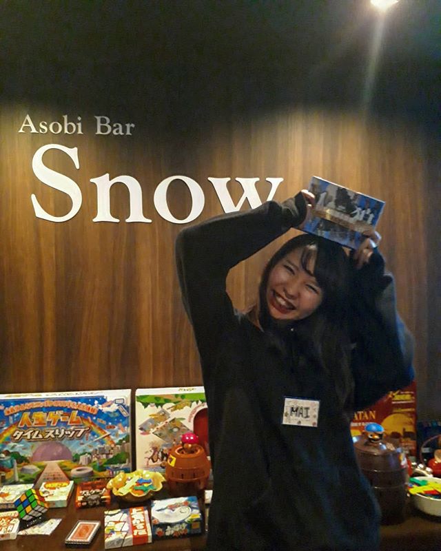 コンバンワ今週もご来店していただきありがとうございました本日も日曜日ですがぜひsnowで一緒に楽しく飲みませんか？元気よくお待ちしてます🖤#AsobiBarSnow #Snow #群馬 #前橋 #バー #お酒 #女子会 #カラオケ #ゲーム #ダーツhttps://www.asobibar-snow.jp/090-2488-1100